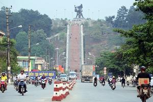 Như chưa hề có “lệnh” tạm dừng xem xét dự án BT tại Điện Biên?