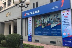 Một khách hàng không rút được 100 tỷ đồng tiền gửi từ VietABank?       