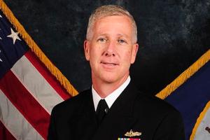 Liên tiếp các quan chức từ chức, điều gì đang xảy ra với nước Mỹ?