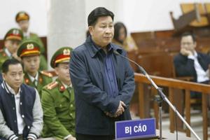 Cựu Thứ trưởng Công an: “Hình phạt nặng nhất là đứng đây làm bị cáo“