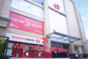 Lần đầu tiên Techcombank đạt lợi nhuận trên 10 ngàn tỷ đồng