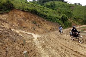 Những phản hồi thiếu thuyết phục của UBND tỉnh Điện Biên