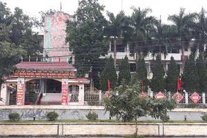 Công dân tố Chủ tịch vi phạm pháp luật