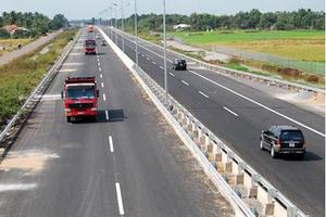 Thủ tướng: Phấn đấu đến năm 2020 thông xe đường cao tốc Trung Lương - Mỹ Thuận