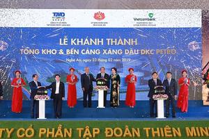 Thủ tướng dự khai trương Tổng kho xăng dầu lớn nhất Bắc Trung bộ