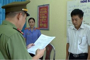  Khởi tố nguyên cán bộ Công an tỉnh