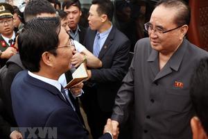 Đoàn đại biểu Đảng Lao động Triều Tiên thăm Vịnh Hạ Long