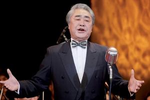 Nghệ sỹ Quang Thọ hát tiếng Triều Tiên chào mừng Chủ tịch Kim Jong-un