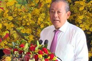 Phó Thủ tướng Trương Hòa Bình đánh trống khai hội chùa Tam Chúc