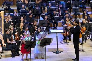 Sun Symphony Orchestra tiếp tục mang âm nhạc cổ điển đến với học sinh, sinh viên