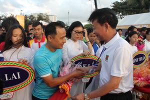 Agribank: Lan tỏa thương hiệu tại Giải “Việt dã toàn quốc Báo Tiền Phong lần thứ 60” 