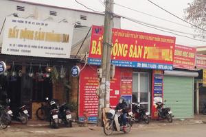 Cơn náo loạn bên đại lộ Thăng Long: Những kẻ liều mạng ôm "bom"