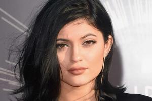 10 tỷ phú tự thân tiêu biểu vượt mốc tài sản 1 tỷ USD trước tuổi 30