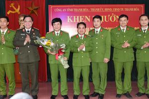 Bắt 18 đối tượng, thu giữ 510 bộ tài liệu liên quan tín dụng đen