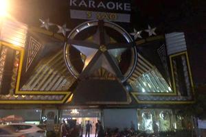 Bình Dương: Phát hiện nhiều hung khí nguy hiểm, ma tuý tại quán karaoke