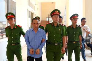 Triệu tập 4 đăng kiểm viên vụ xe khách tông chết 2 bé gái ở Bình Dương