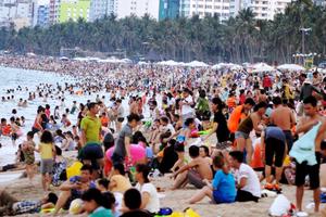 Khách du lịch tăng cao đột biến trong dịp 30/4 và 1/5