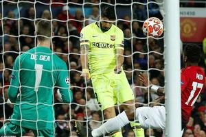 Những khoảnh khắc Barcelona hạ gục Man Utd ở Old Trafford