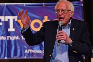 Mỹ: Ứng cử viên tổng thống Bernie Sanders công khai hồ sơ thuế