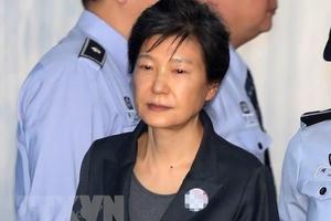 Bà Park Geun-hye đề nghị hoãn thi hành án vì lý do sức khỏe