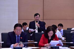 Liệu có chuyện xúc tiến thương mại để sách giáo khoa vào trường học?