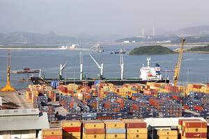 Yêu cầu Bộ GTVT báo cáo việc chờ văn bản hướng dẫn Luật Hàng hải