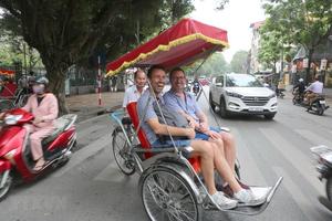 Gần 6 triệu lượt khách quốc tế đến Việt Nam trong 4 tháng đầu năm