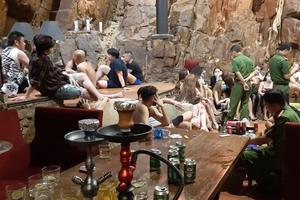 Phát hiện nhóm du khách thuê resort tổ chức sử dụng ma túy