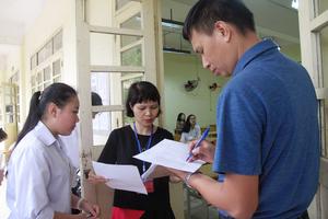 Thi THPT Quốc gia: Phân quyền cho địa phương quá lớn, dễ tiêu cực