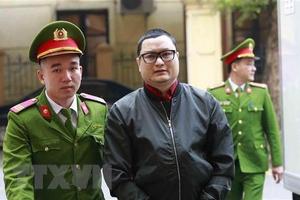Đề nghị mức án với các bị cáo vụ thao túng giá chứng khoán