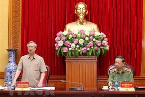 Đoàn Tiểu ban Văn kiện Đại hội làm việc với Đảng ủy Công an Trung ương