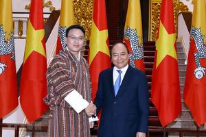 Thủ tướng Nguyễn Xuân Phúc tiếp Chủ tịch Thượng viện Bhutan
