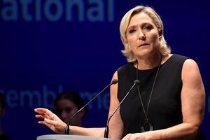 Lãnh đạo cực hữu Le Pen ở Pháp bị buộc tội sử dụng ngân quỹ trái phép