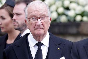 Từ chối xét nghiệm ADN, cựu vương Bỉ sẽ bị phạt 5.000 euro mỗi ngày