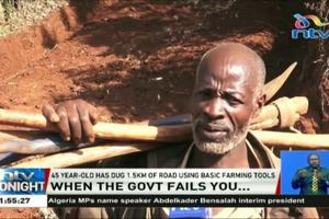 Phát ốm vì chờ đợi chính quyền, người đàn ông Kenya tự đào đường trong 6 ngày