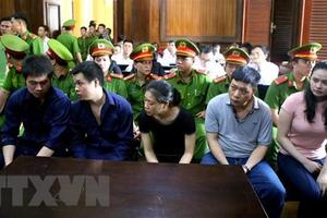 'Trùm' ma túy Văn Kính Dương và hotgilr Ngọc 'Miu' hầu tòa