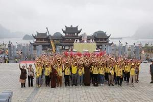 Tình nguyện viên Đại lễ Vesak: Tận tình, thân thiện và hiểu về Phật pháp