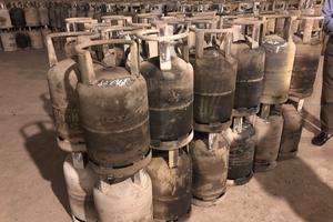 Bắc Kạn: Công ty Khánh Linh sang chiết và sản xuất vỏ bình gas trái phép?