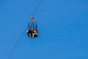 Khai trương đường trượt Zipline sở hữu 3 kỷ lục Việt Nam tại Vinpearl Nha Trang