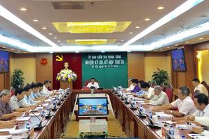 Đề nghị Bộ Chính trị, Ban Bí thư xem xét kỷ luật Đô đốc Nguyễn Văn Hiến