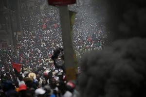 Hàng nghìn người tuần hành yêu cầu Tổng thống Haiti từ chức