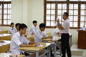 Kỳ thi THPT quốc gia: Cảnh báo gian lận thiết bị công nghệ cao