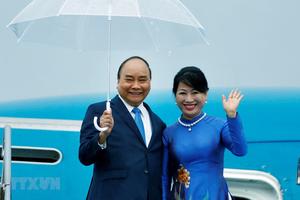 Thủ tướng đến Osaka, bắt đầu chuyến tham dự Hội nghị Thượng đỉnh G20