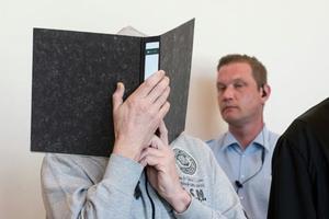 Đức xét xử 3 nghi phạm xâm hại tình dục hàng loạt trẻ em