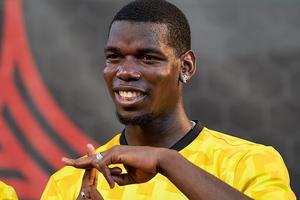 MU tăng lương khủng 500.000 bảng/tuần giữ Pogba