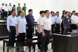 Các cựu cán bộ công an nói không biết Vũ "nhôm" chuyển nhượng nhà, đất