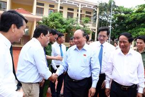 Thủ tướng tiếp xúc cử tri Hải Phòng
