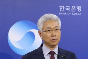 Hàn Quốc thâm hụt tài khoản vãng lai lần đầu tiên trong 7 năm