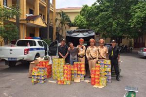 Bắc Giang: Bắt đối tượng vận chuyển gần 300kg pháo lậu