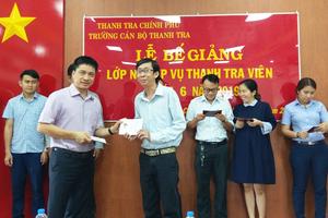 Bế giảng lớp nghiệp vụ thanh tra viên khóa 6/2019